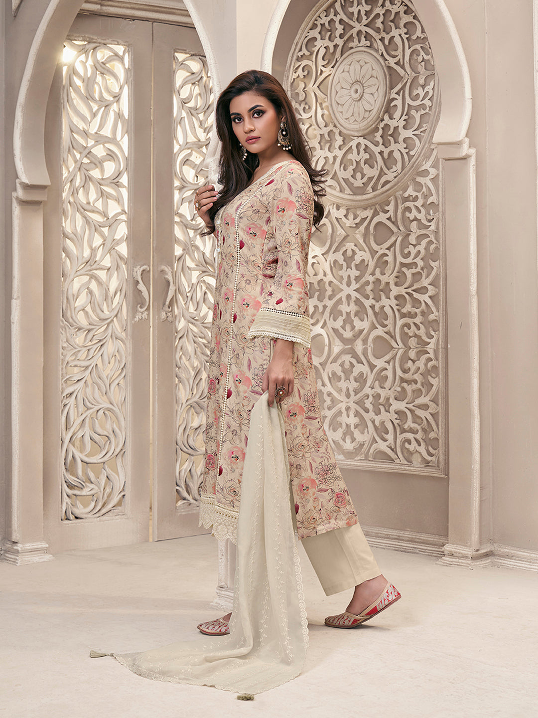 Off-White Linen Fabric with Floral Printed and Shiffli work Kurta Suit Set Product vendor