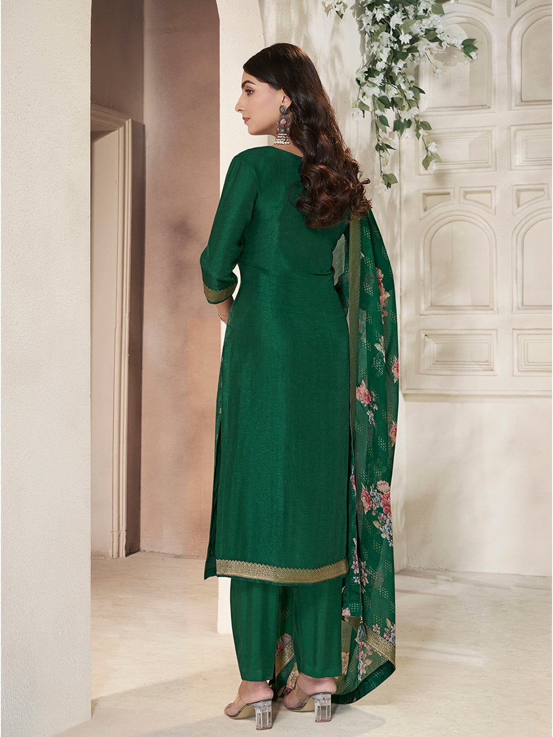 Green Dola Silk Kurta with Jacquard Weave Sequins Work Kurta Suit Set