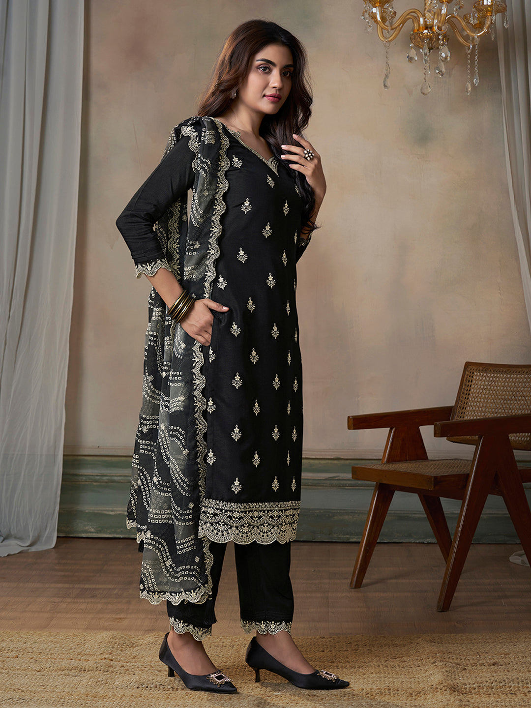 Black Cutwork Neckline Dola Silk Kurta Suit Set with Digital Print Dupatta