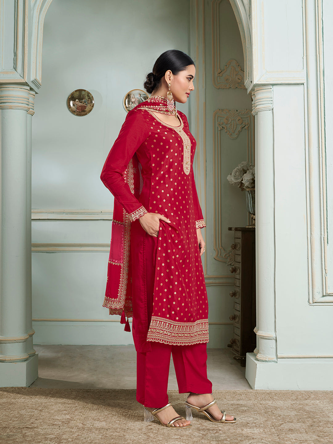 Red Embroidered Kurta Set With Dola Jacquard and Sequins